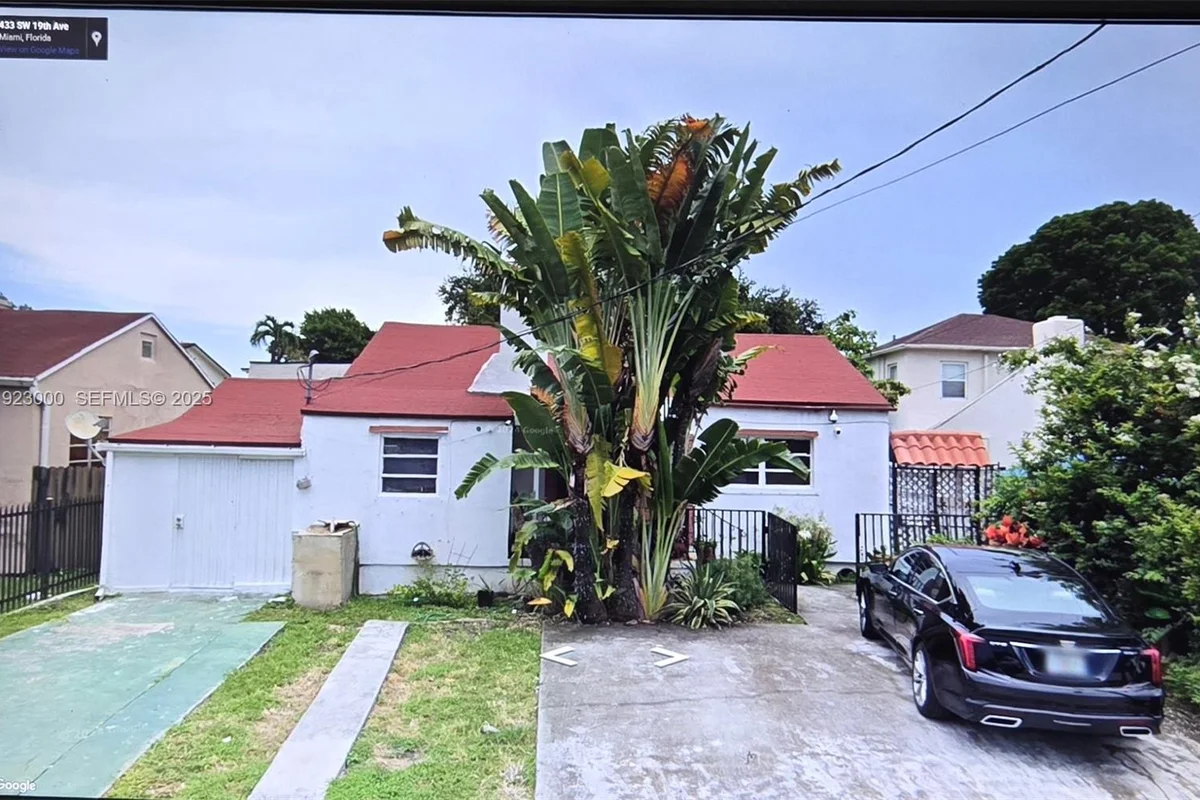 433 SW 19th Ave, Miami: photo 1 of 1