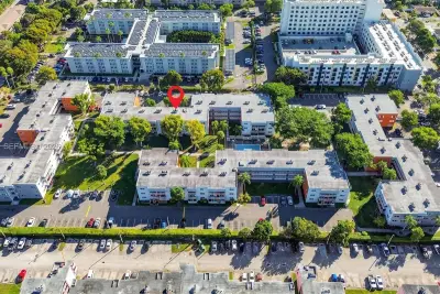 11309 SW 200th St #209-C, Miami: photo 1 of 28