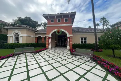 4167 N Haverhill Rd #1102, West Palm Beach: photo 1 of 24
