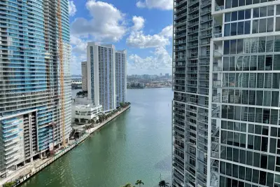 485 Brickell Ave #2602, Miami: photo 1 of 19