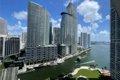 Condo in Miami: photo 1 of 15