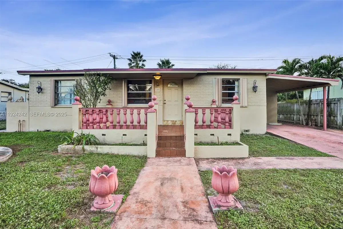 6404 Evans St, Hollywood: photo 1 of 54
