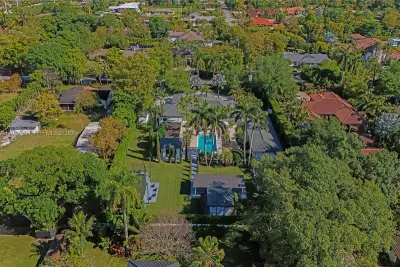 10400 SW 62nd St, Miami: photo 1 of 34