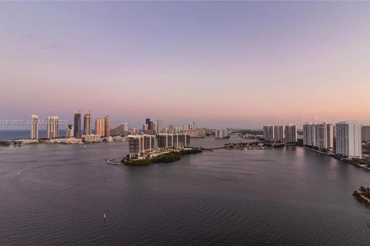 3370 NE 190 St #PH 2909, Aventura: photo 1 of 35
