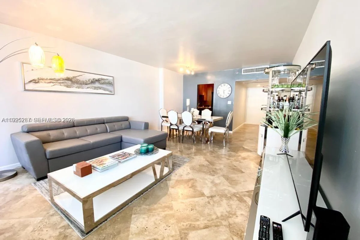 100 Lincoln Rd #608, Miami Beach: photo 1 of 31