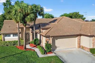 7147 Le Chalet Blvd, Boynton Beach: photo 1 of 88