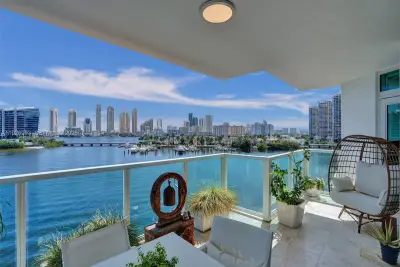3201 NE 183rd St #704, Aventura: photo 1 of 71
