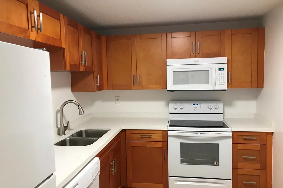 4394 NW 9th Ave #21-3a, Deerfield Beach: photo 1 of 11