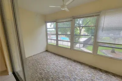 6000 NW 64th Ave #205, Tamarac: photo 1 of 9
