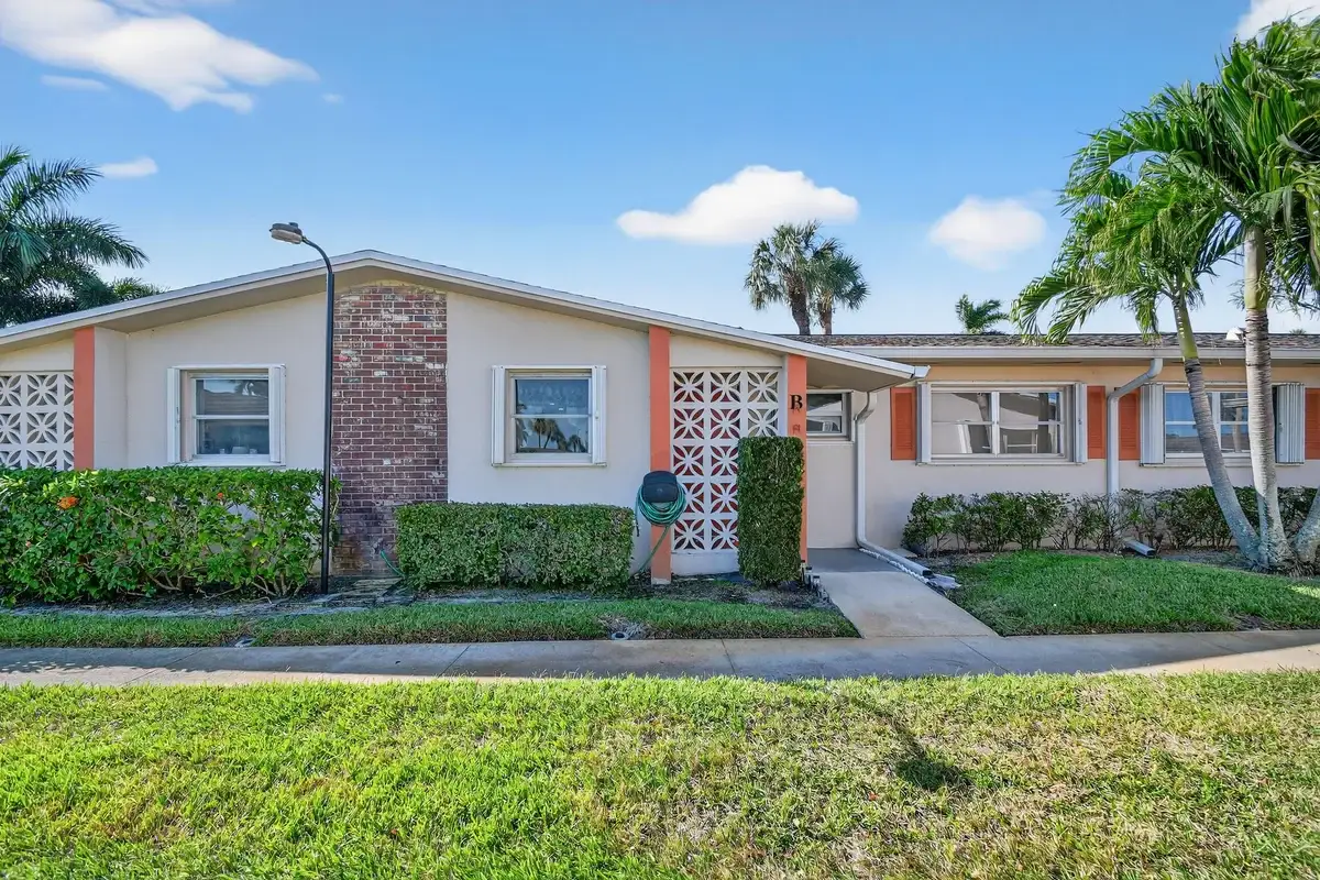 2667 Dudley Dr #B, West Palm Beach: photo 1 of 57
