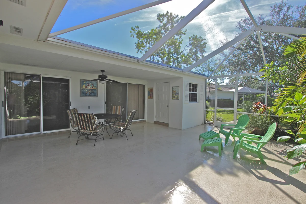 10201 Chapman Oak Ct, Palm Beach Gardens: photo 1 of 22