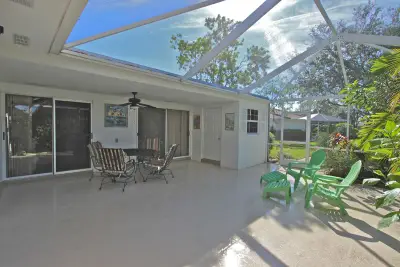 10201 Chapman Oak Ct, Palm Beach Gardens: photo 1 of 22