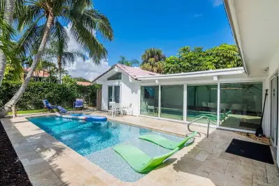 103 W Sandpiper Cir W, Jupiter: photo 1 of 60