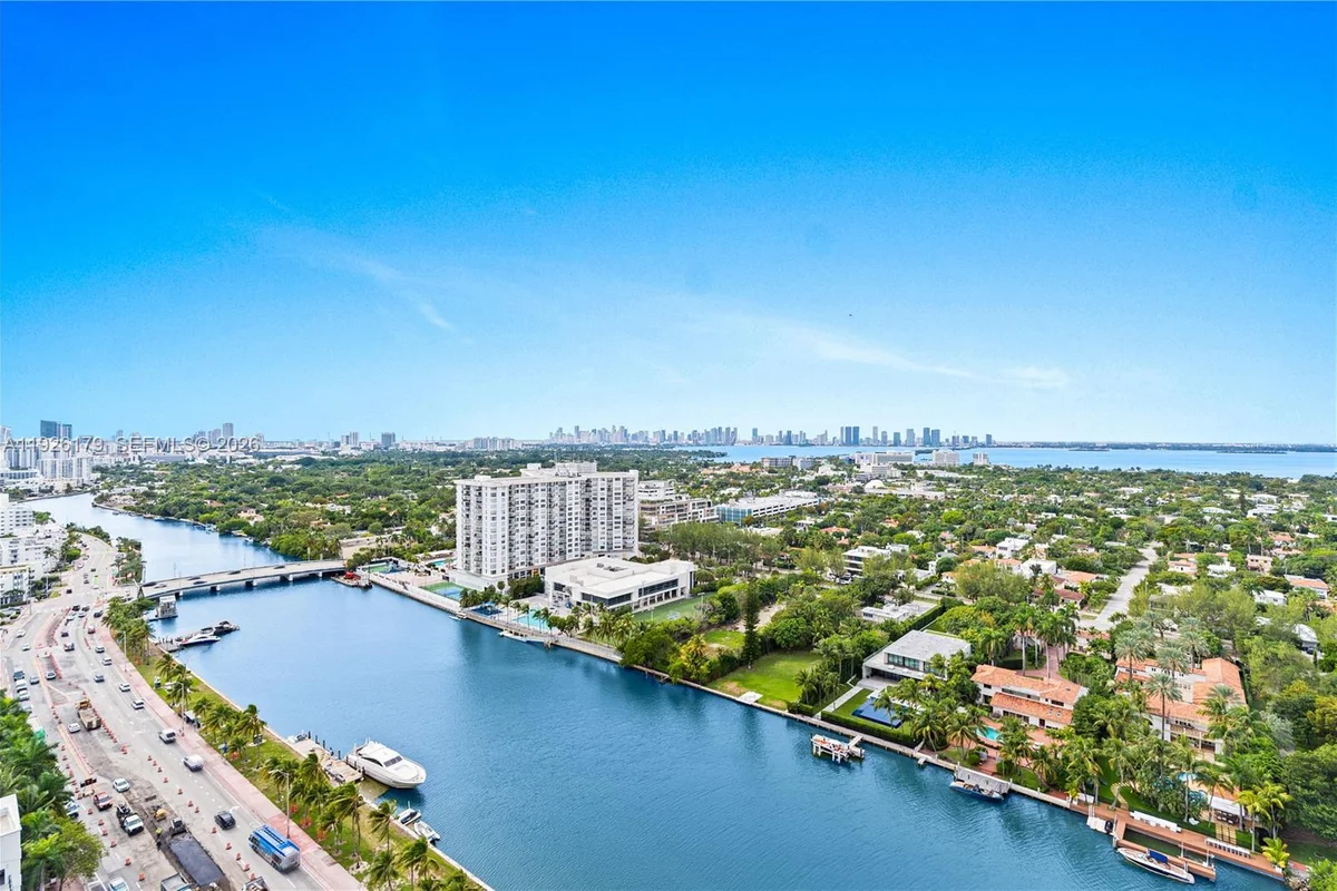 4401 Collins Ave #2517, Miami Beach: photo 1 of 53