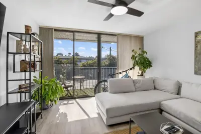 1531 SE 15th St #7, Fort Lauderdale: photo 1 of 42