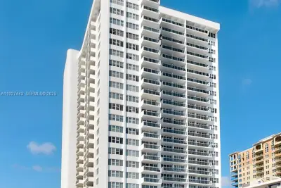 3140 S Ocean Dr #511, Hallandale Beach: photo 1 of 51