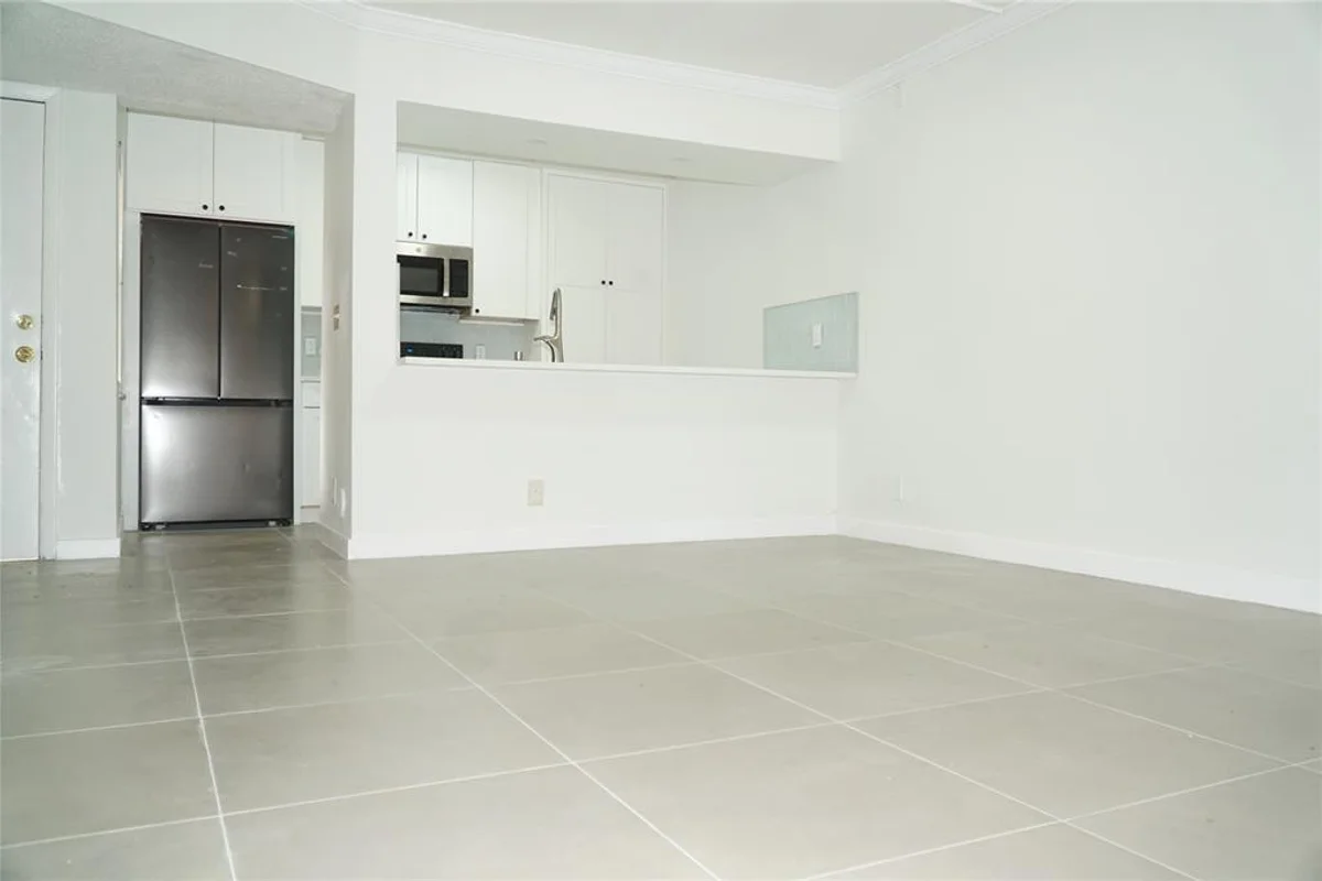11574 NW 44th St, Coral Springs: photo 1 of 14