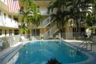 255 Sunrise Dr #103, Key Biscayne: photo 1 of 20