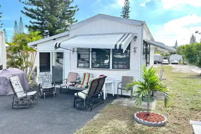 875 NE 48 Th St #Lot 356, Deerfield Beach: photo 1 of 28