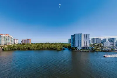 900 Intracoastal Dr #602, Fort Lauderdale: photo 1 of 17