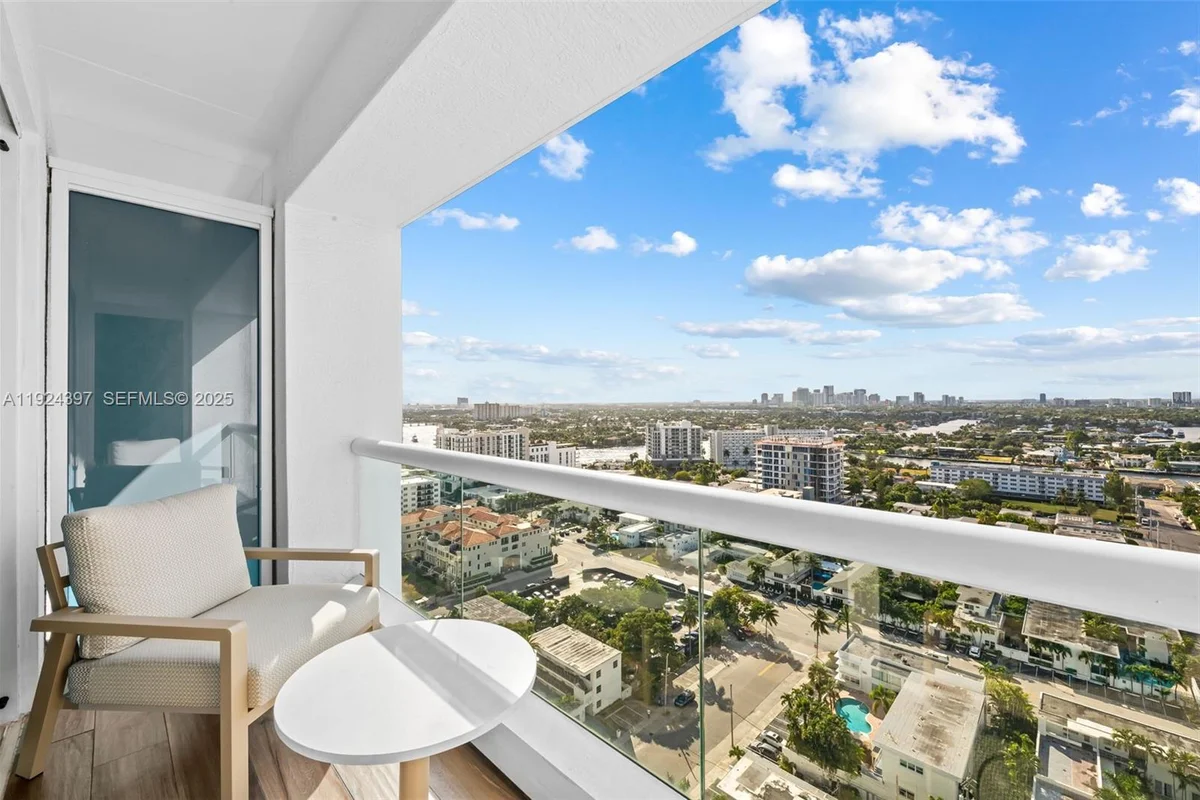 551 N Fort Lauderdale Beach Blvd #R1904, Fort Lauderdale: photo 1 of 71