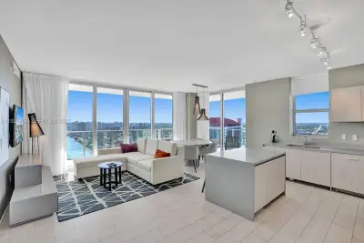 4010 S Ocean Dr #R1108, Hollywood: photo 1 of 30