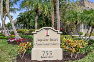 755 Saturn St #H101, Jupiter: photo 1 of 40