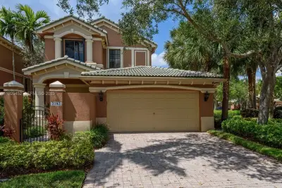 2782 Kinsington Cir #25-4, Weston: photo 1 of 22