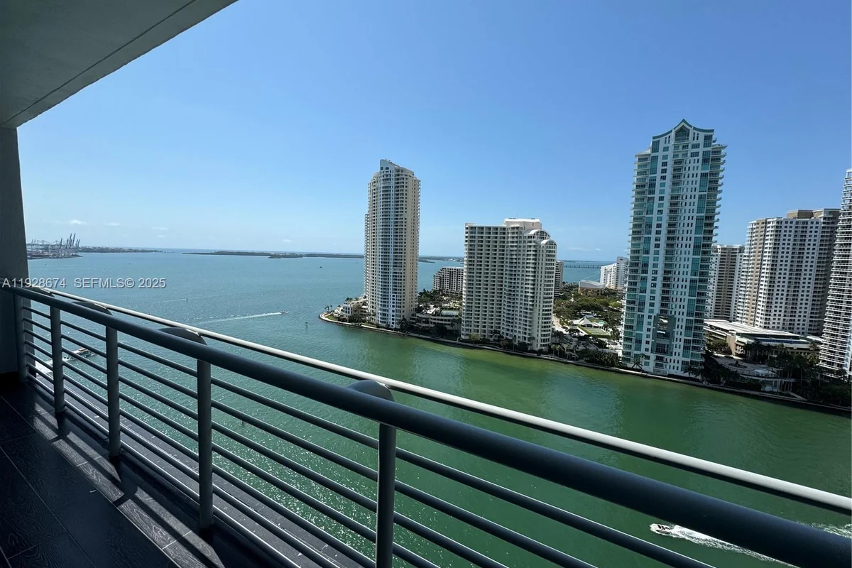 335 S Biscayne Blvd #2403, Miami: photo 1 of 23