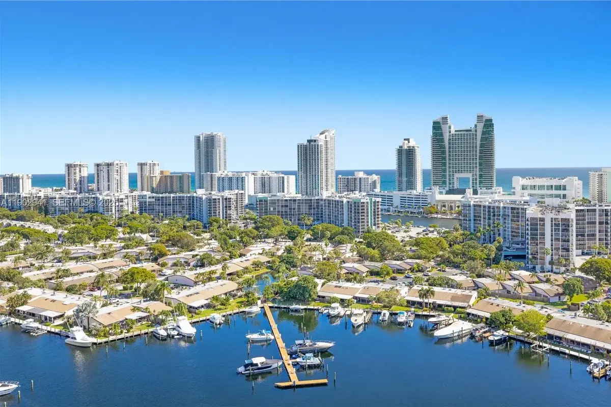 300 Three Islands Blvd #PH2A, Hallandale Beach: photo 1 of 57