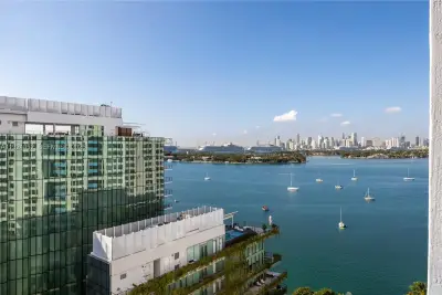 1330 West Ave #1712, Miami Beach: photo 1 of 34