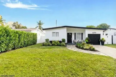 6370 Plunkett St, Hollywood: photo 1 of 37