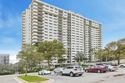 3200 Port Royale Dr #1208, Fort Lauderdale: photo 1 of 27
