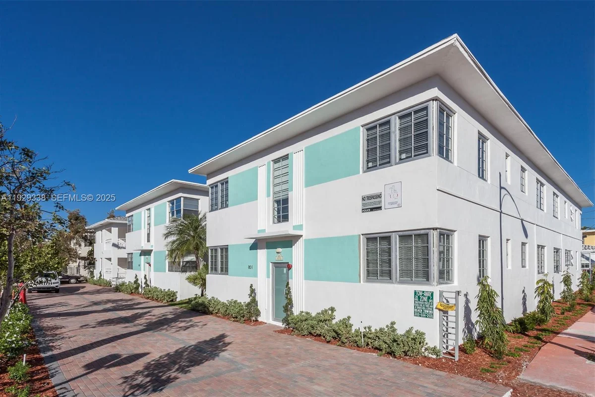 807 Alton Rd, Miami Beach: photo 1 of 7