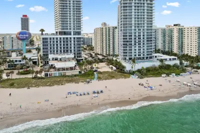 4001 S Ocean Dr #14D, Hollywood: photo 1 of 24