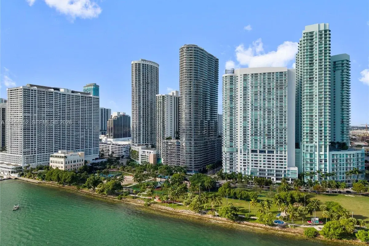 488 NE 18th St #4309, Miami: photo 1 of 59