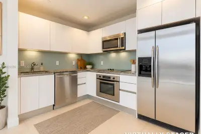 1050 Brickell Ave #606, Miami: photo 1 of 41