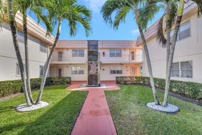 325 Saxony G, Delray Beach: photo 1 of 58