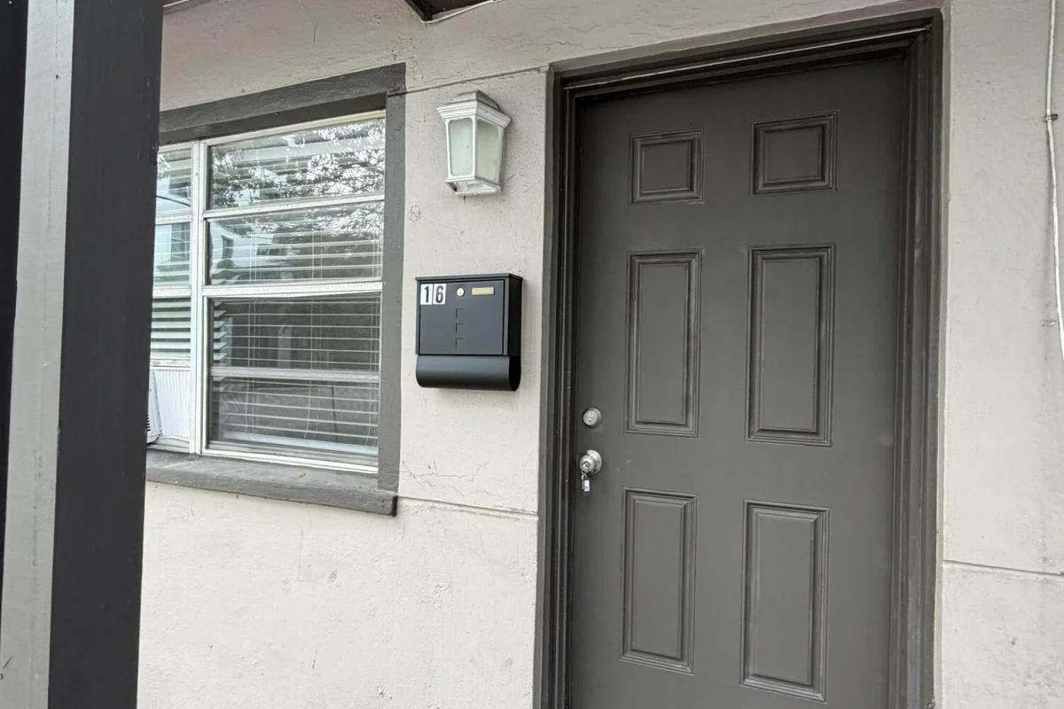2722 Poinsettia Ave #16, West Palm Beach: photo 1 of 7