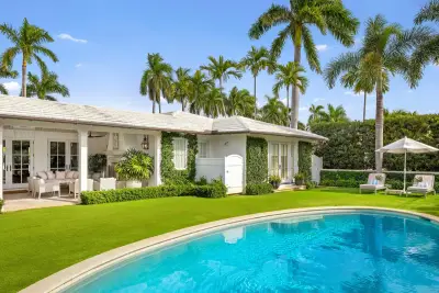 258 List Rd, Palm Beach: photo 1 of 50