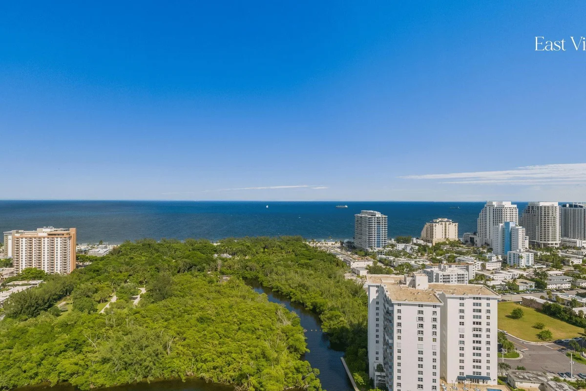 900 Intracoastal Dr #2401, Fort Lauderdale: photo 1 of 19