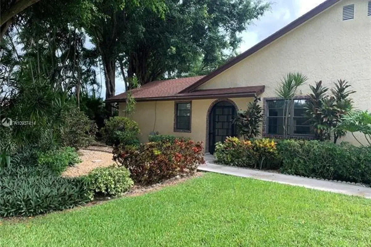 23277 Barlake Dr, Boca Raton: photo 1 of 22