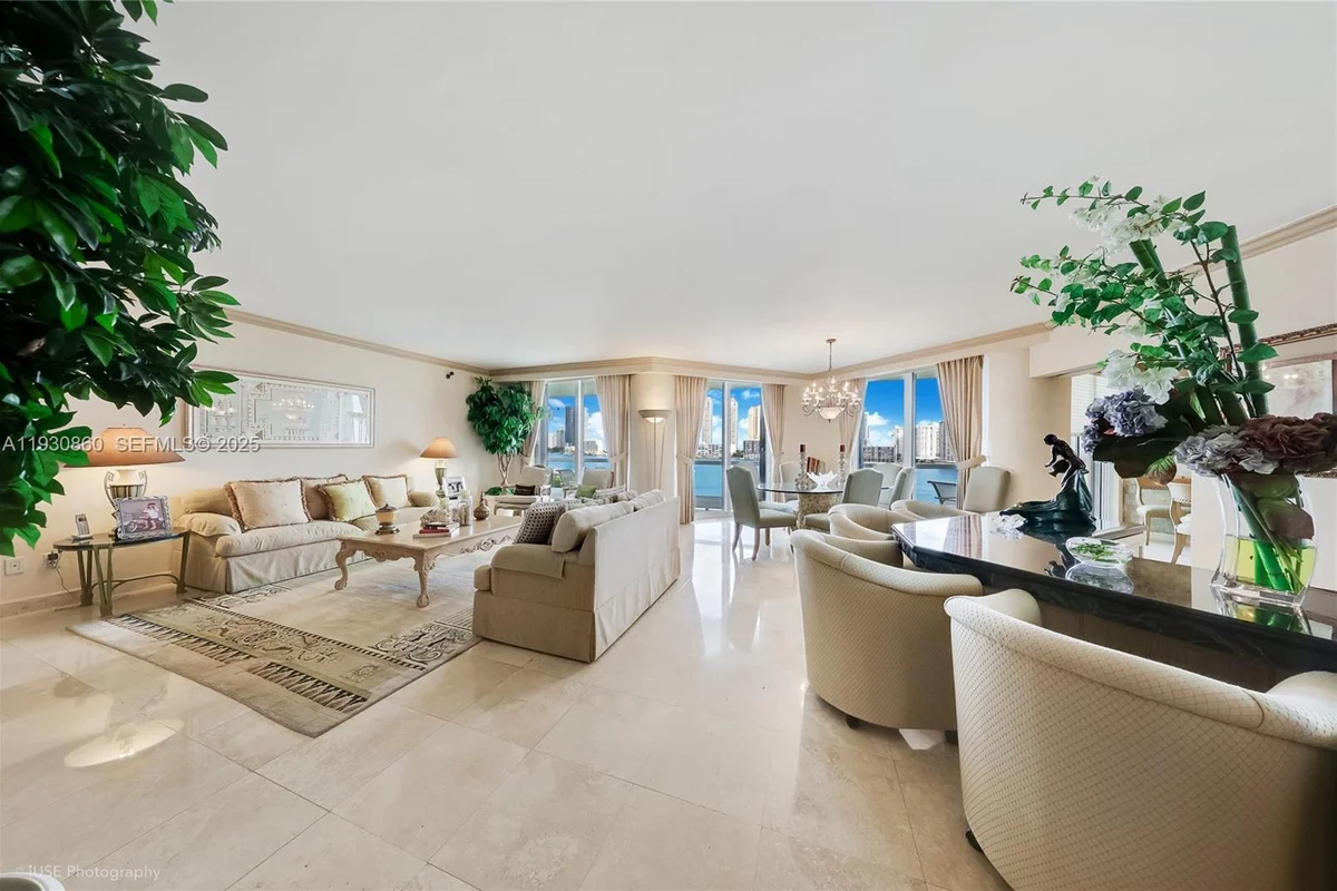 2600 Island Blvd #703, Aventura: photo 1 of 25