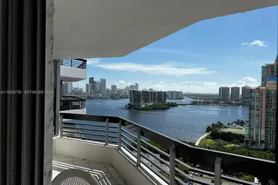 3400 NE 192nd St #2102, Aventura: photo 1 of 21