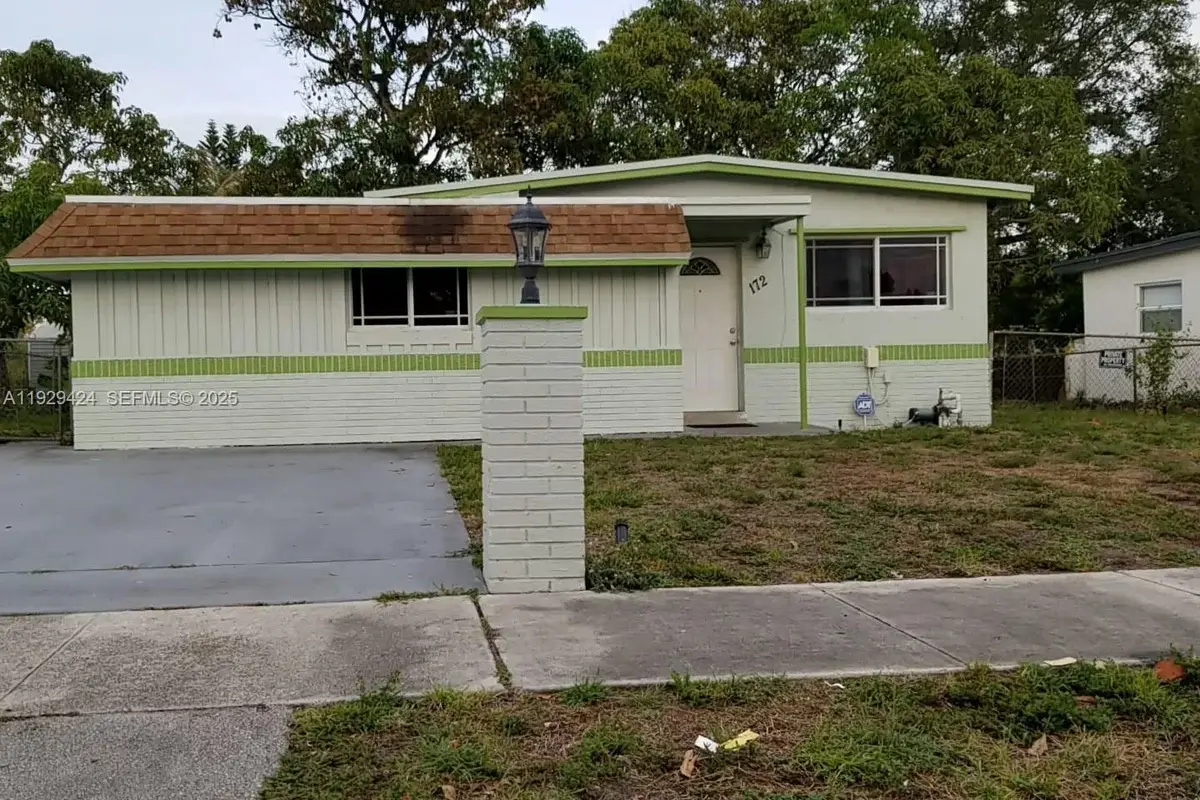 172 NW 29th Ave, Fort Lauderdale: photo 1 of 12