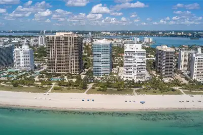 10155 Collins Ave #410, Bal Harbour: photo 1 of 38