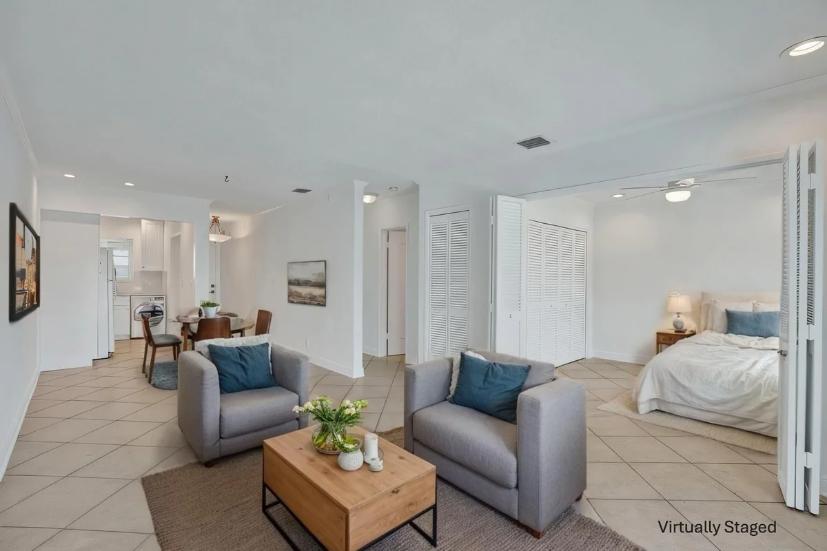 2311 NE 36th St #2f, Lighthouse Point: photo 1 of 25