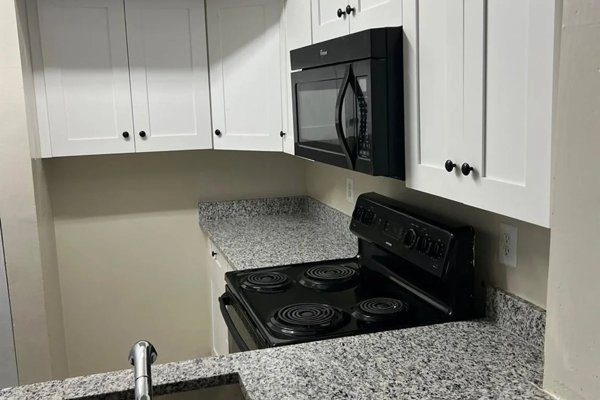 7027 W Sunrise Blvd, Plantation: photo 1 of 15