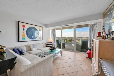 2841 N Ocean Blvd #1809, Fort Lauderdale: photo 1 of 47