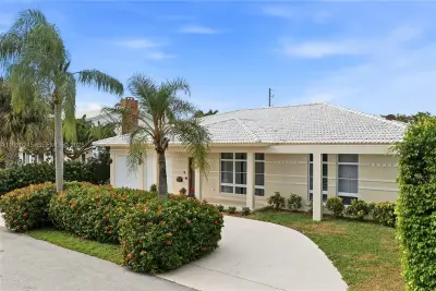 2607 Holy Cross Ln, Lake Worth: photo 1 of 44